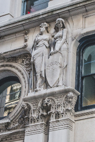 至尊天下：一场关于信仰与忠诚的史诗之旅